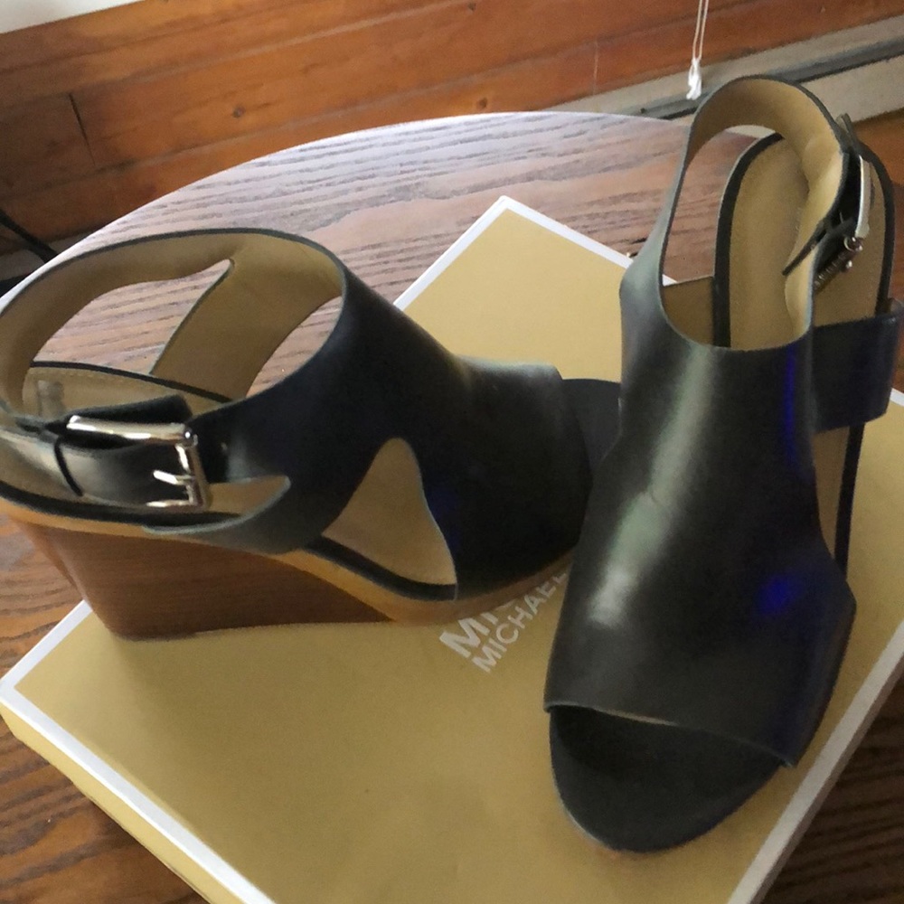 Michael Kors Josephine wedges